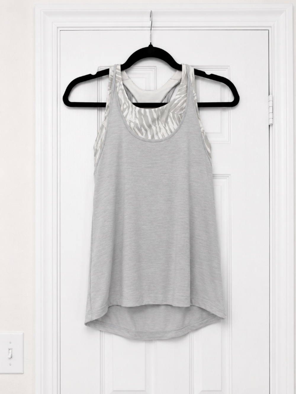 Lululemon Twist & Toil Tank Top Gray Zebra Print Racerback Yoga Workout